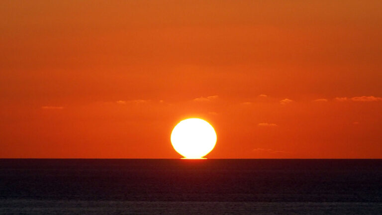 だるま夕日